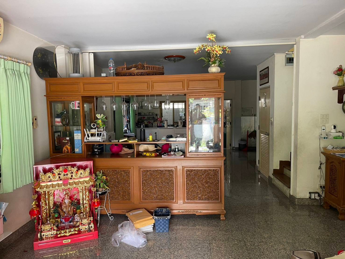 2-storey detached house for sale, Chon Chuen Village 1, Soi Thawi Watthana 9, Liap Khlong Thawi Watthana Rd. 2-storey detached house for sale, Chon Chuen Village 1, Soi Thawi Watthana 9, Liap Khlong Thawi Watthana Rd.