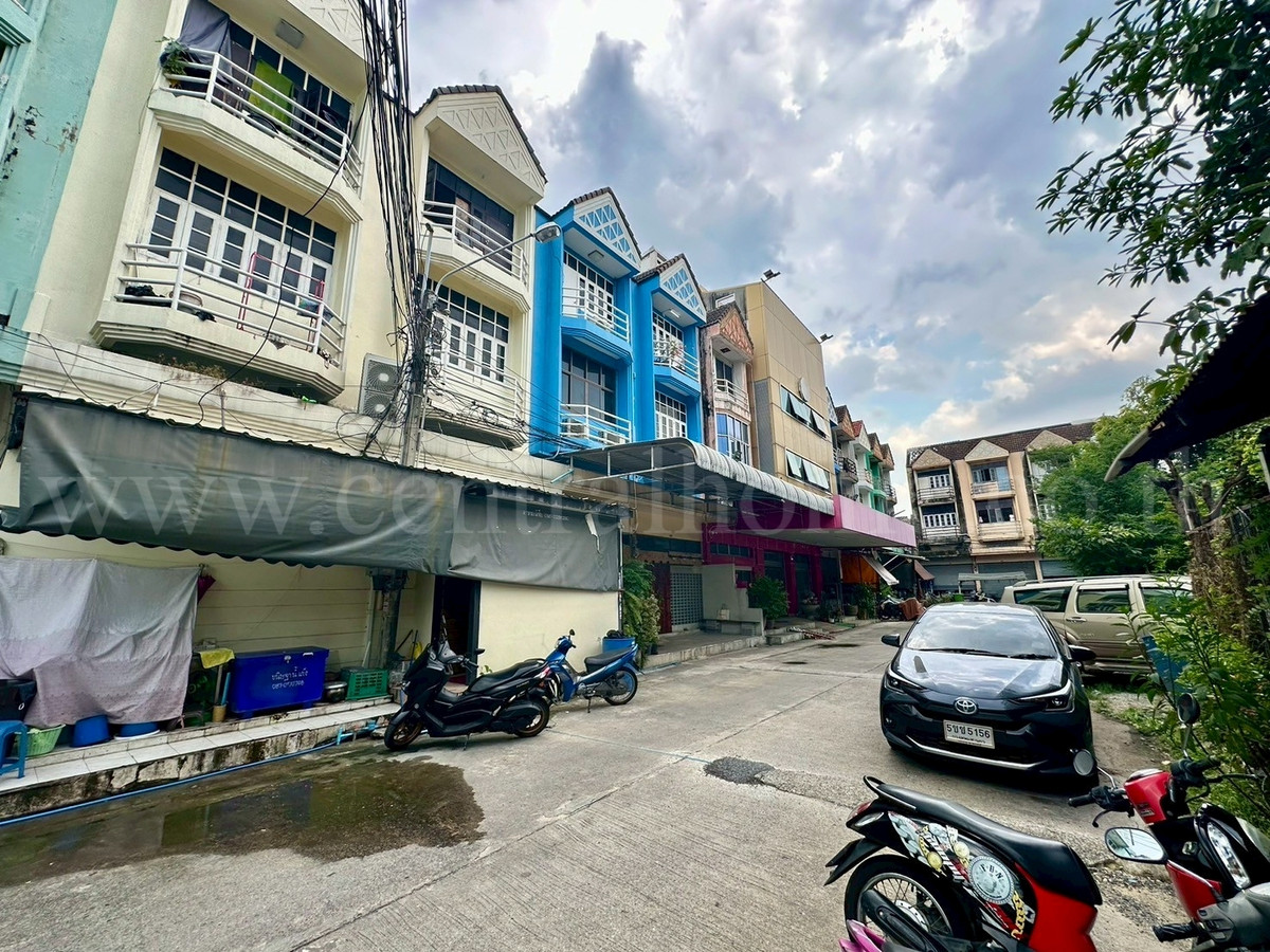Commercial building, 4.5 floors, Khubon 27, Ramintra, newly renovated, ready for business. – รูปที่ 2