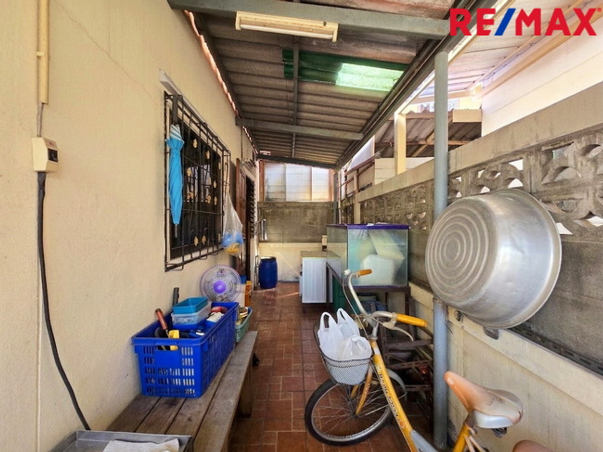 Semi-detached house for sale, Thaweethong Village 3, Phetkasem 69, along Khlong Phasi Charoen, north side. – รูปที่ 4