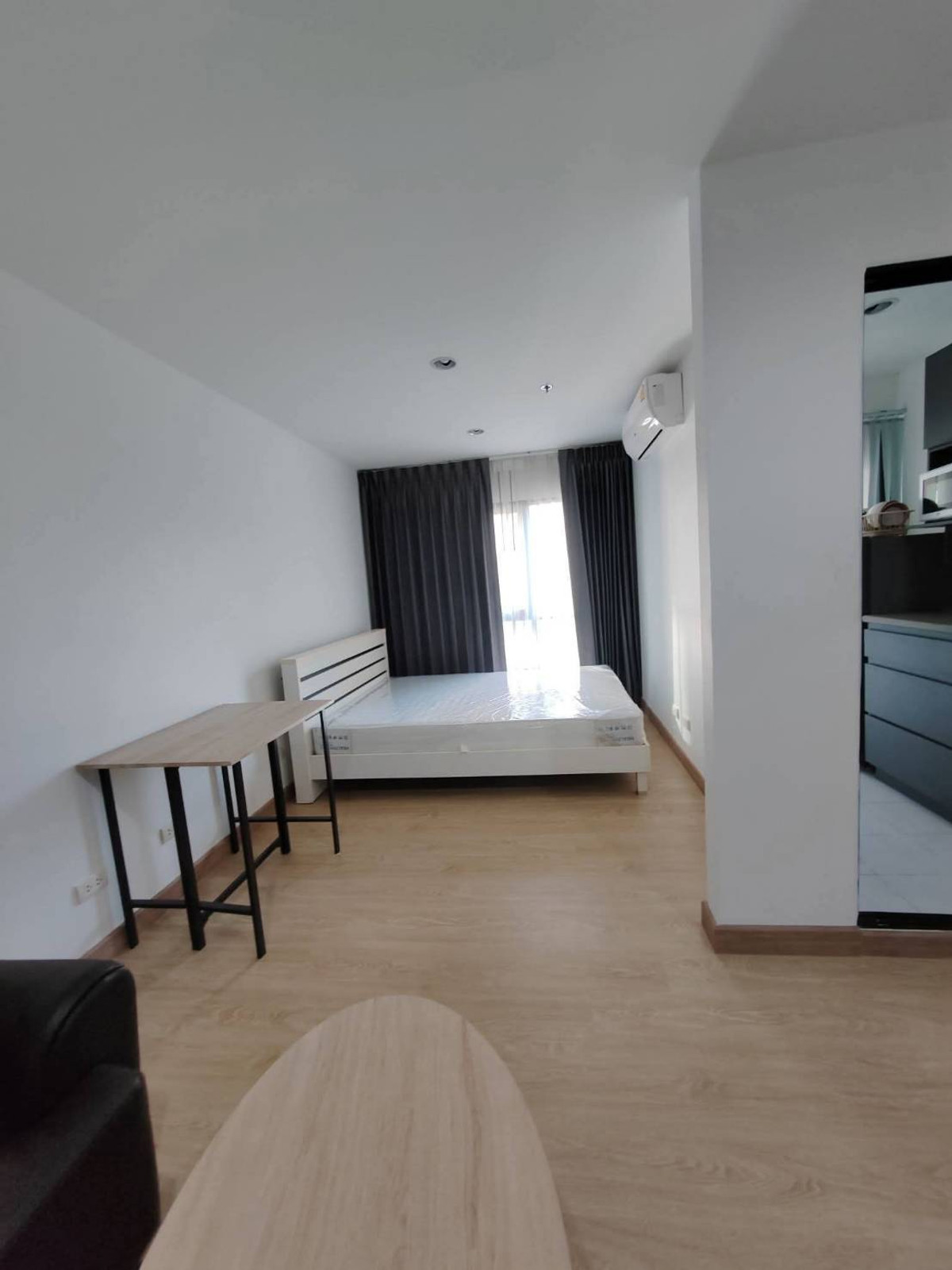 Condo for sale Regent Home 18 Chaengwattana (Regent Home 18), very beautiful room, next to two BTS lines, Building E, 3rd floor, price 1.67 million baht. Condo for sale Regent Home 18 Chaengwattana (Regent Home 18), very beautiful room, next to two BTS lines, Building E, 3rd floor, price 1.67 million baht.