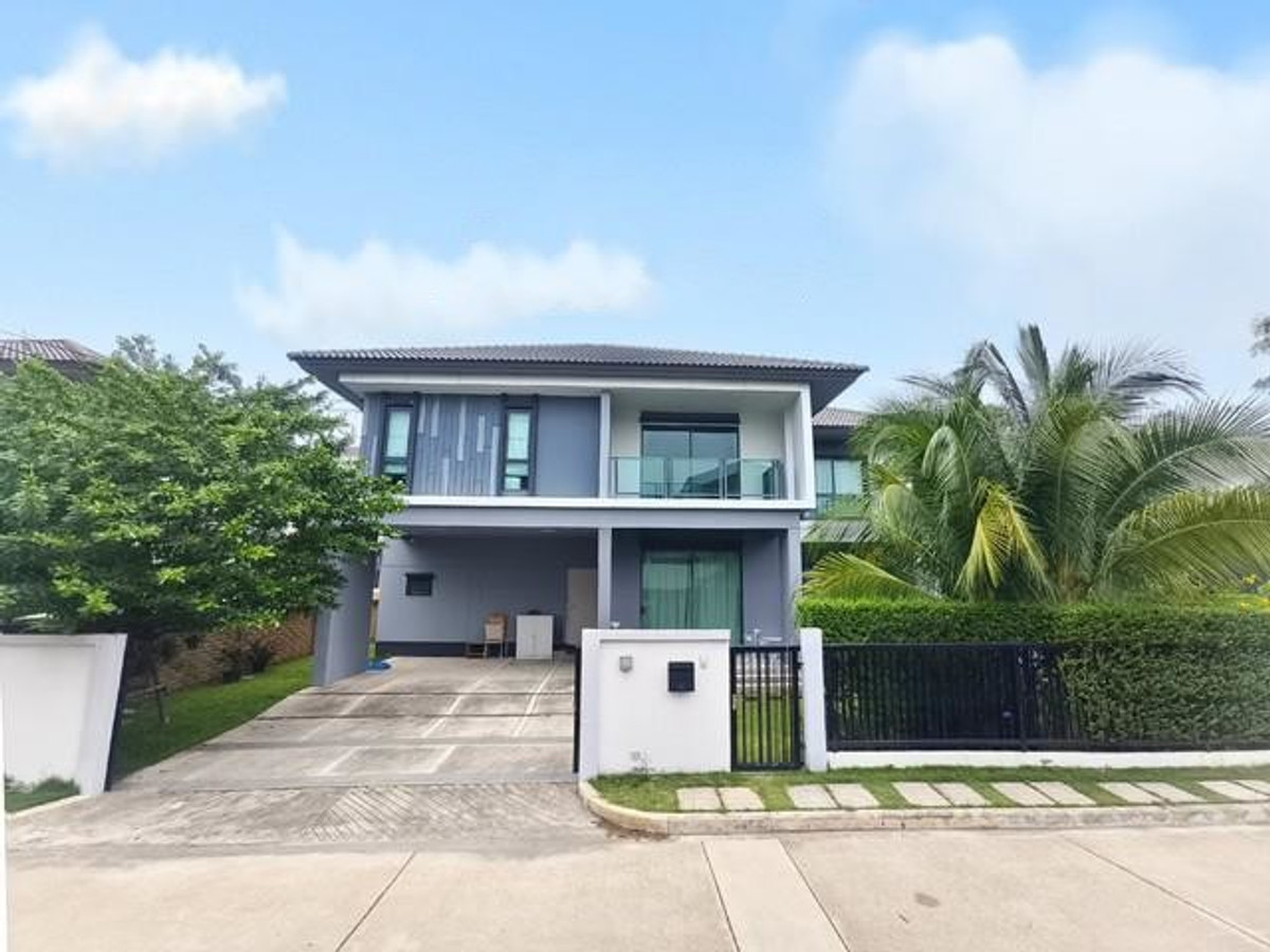 Single house, corner plot next to garden, cheapest in the same type, Burasiri Village. Ring-On Nut Single house, corner plot next to garden, cheapest in the same type, Burasiri Village. Ring-On Nut