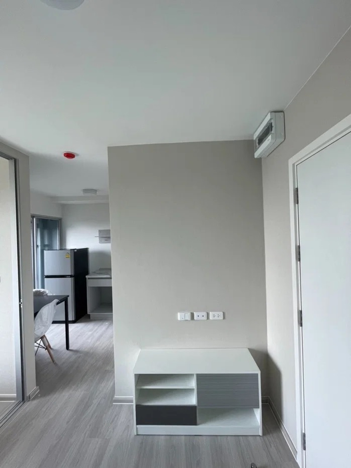 (รหัส S5480) ขายคอนโด โครงการ Plum Condo Ram 60 Interchange : พลัมคอนโด ราม 60 อินเตอร์เชนจ์ // คอนโดติด MRT เดินทางสะดวก ใกล้ The Mall บางกะปิ – รูปที่ 4