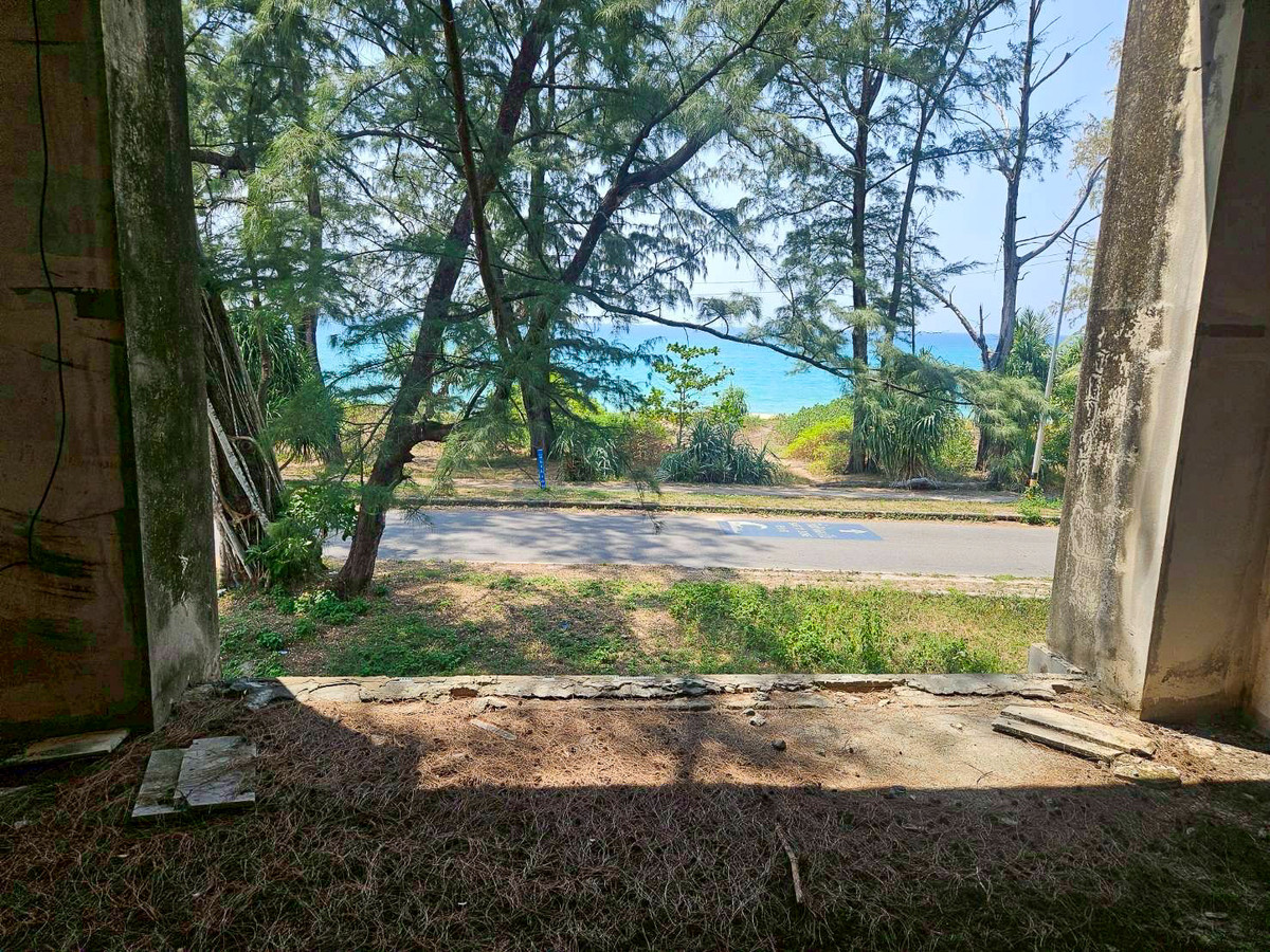 Land for sale in Phuket, Mai Khao Beach, with unfinished building, 2 rai 1 ngan. – รูปที่ 4