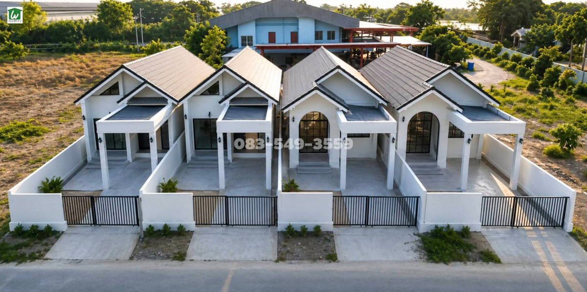Single house for sale, new house, in the middle of the city, near Watchai Mongkol School, Fresh Market, Ban Hae Subdistrict, Mueang District, Ang Thong Province. Single house for sale, new house, in the middle of the city, near Watchai Mongkol School, Fresh Market, Ban Hae Subdistrict, Mueang District, Ang Thong Province.