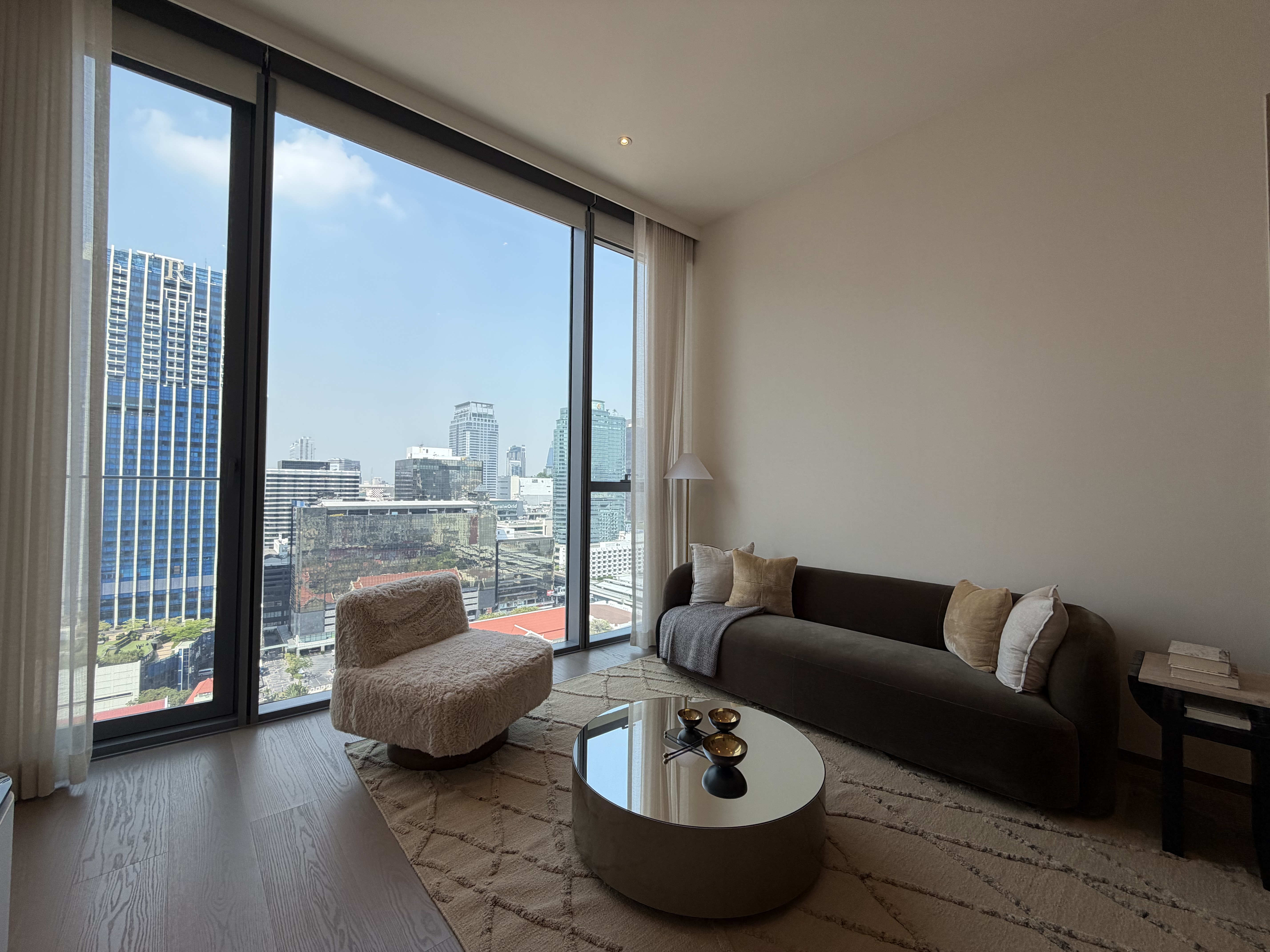 SCOPE Langsuan, project price, 1 bedroom, fully furnished, ready to move in. With OLIVIA LIVING furniture SCOPE Langsuan, project price, 1 bedroom, fully furnished, ready to move in. With OLIVIA LIVING furniture