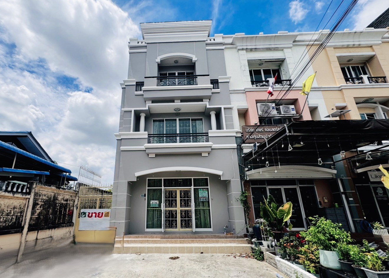 3-story home office for sale #edge room #Prinlak Village, Wongwaen-Sathorn, best location, Kanchanaphisek Rd., near #The Mall Bang Khae #Lak Song MRT, large house, wide road. 3-story home office for sale #edge room #Prinlak Village, Wongwaen-Sathorn, best location, Kanchanaphisek Rd., near #The Mall Bang Khae #Lak Song MRT, large house, wide road.