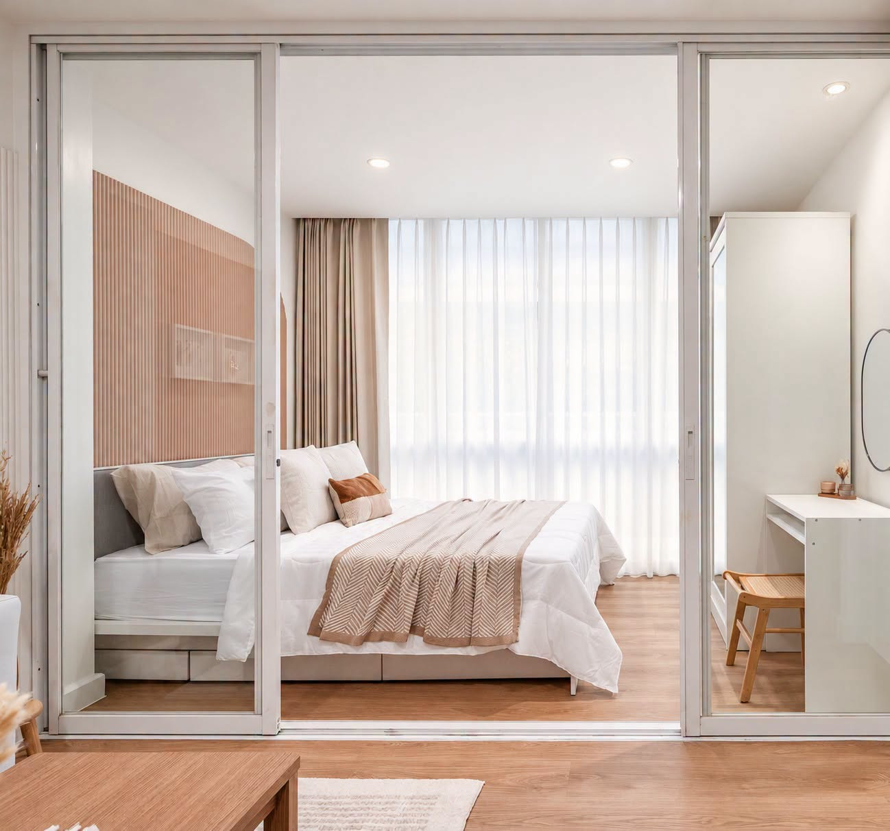 Max Condominium, fully furnished room, pool view, near MRT Nonthaburi Government Center. Max Condominium, fully furnished room, pool view, near MRT Nonthaburi Government Center.