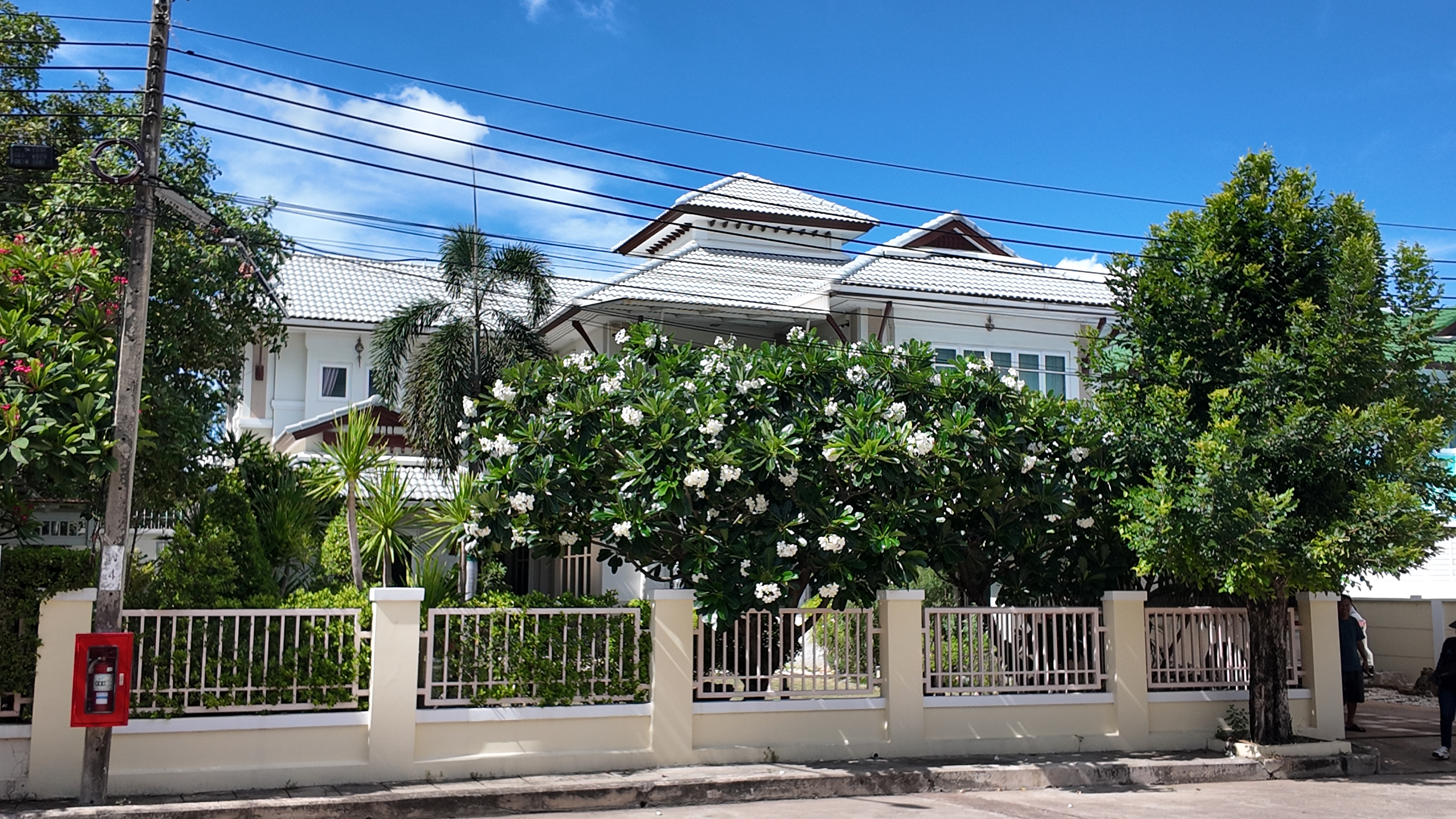 PZ1454-Luxury house for sale, Ananda Sport Life, area 137 sq m., fully furnished. On King Kaew Road 19, only 1 km., many entrances and exits, Bangna-Trad, Bang Phli Yai, Bang Phli, Samut Prakan. PZ1454-Luxury house for sale, Ananda Sport Life, area 137 sq m., fully furnished. On King Kaew Road 19, only 1 km., many entrances and exits, Bangna-Trad, Bang Phli Yai, Bang Phli, Samut Prakan.