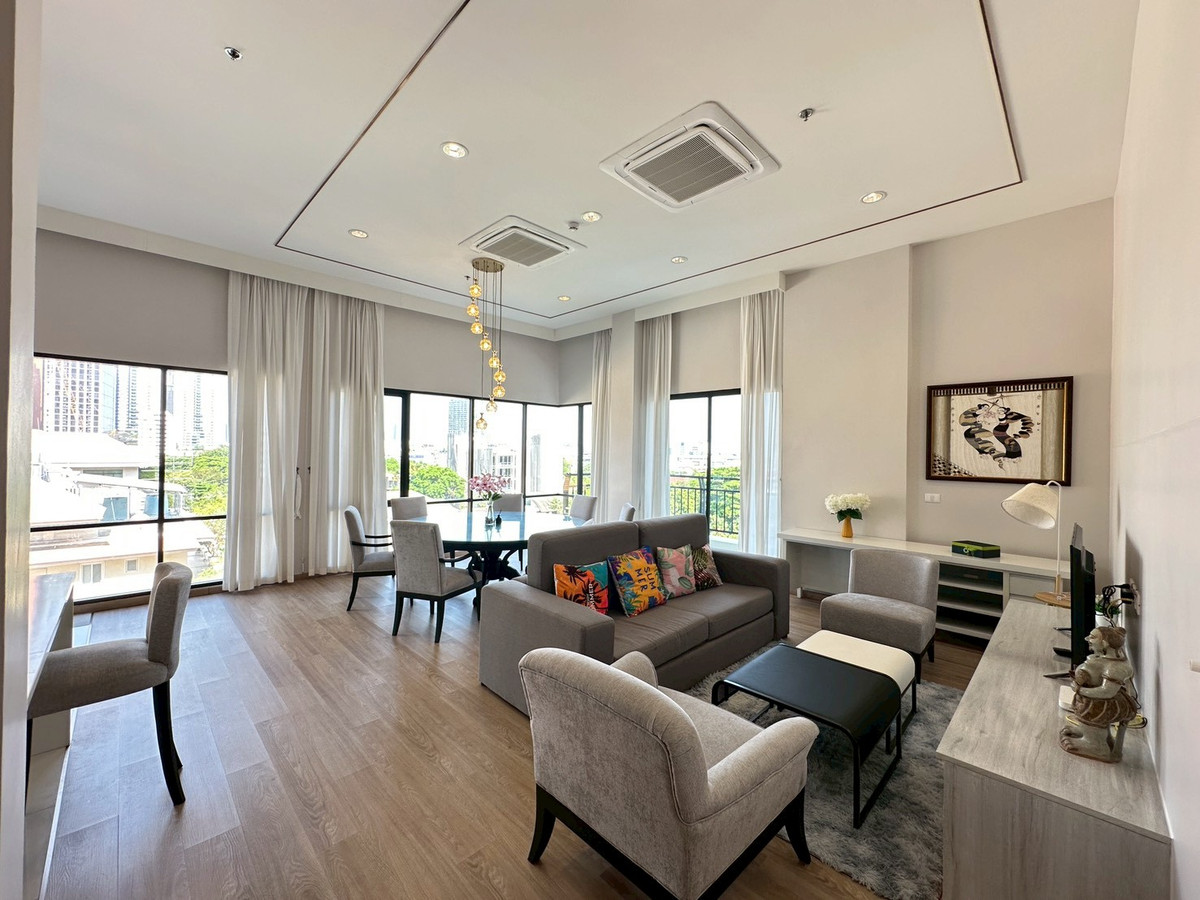 Luxury Family Penthouse-Style Living in Sathorn | Large 4-Bedroom Near BTS St. Louis | and surrounded by office buildings. International schools, hospitals and international restaurants Luxury Family Penthouse-Style Living in Sathorn | Large 4-Bedroom Near BTS St. Louis | and surrounded by office buildings. International schools, hospitals and international restaurants