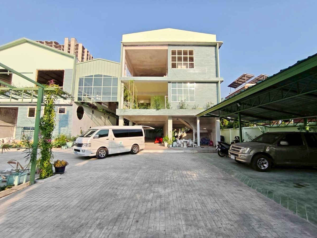 Office building for rent, Talat Khwan area, Mueang Nonthaburi District, area 1 rai, total usable area 1,900 sq m., parking for 12 cars. – รูปที่ 2