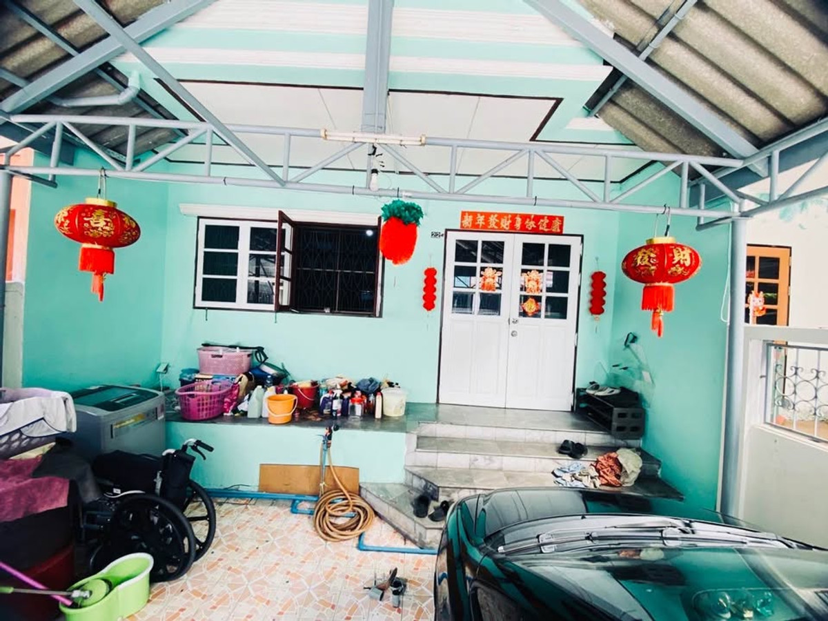 🔥ขายบ้านรุ่งโรจน์ ทาวน์โฮม 3ชั้น🏡 ต้นซอยทวีวัฒนา 36 ตรว.🟩 4 นอน 3 น้ำ 2.59 ลบ.❤️ ต่อรองได้นิดหน่อย✅ ✨ทำเลเจริญเดินทางสะดวกรถไม่ติด  ทำเล : ทวีวัฒนา47 - พุทธมณฑลสาย 3 ทาวน์โฮม 3 ชั้น หน้ากว้าง ✅พื้นที่ 36 ตรว. 4 นอน  3 น้ำ จอดรถ 2 คัน ✅ ใกล้เส้นถนนตัดให – รูปที่ 2