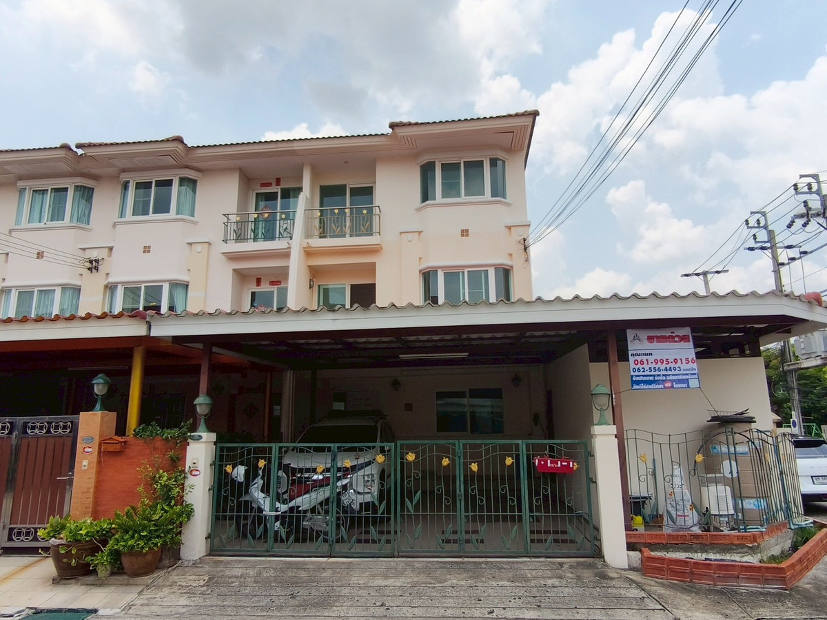 [Urgent sale!] 3-story townhome, corner house, garden view — Supalai Parkville Ramintra 23