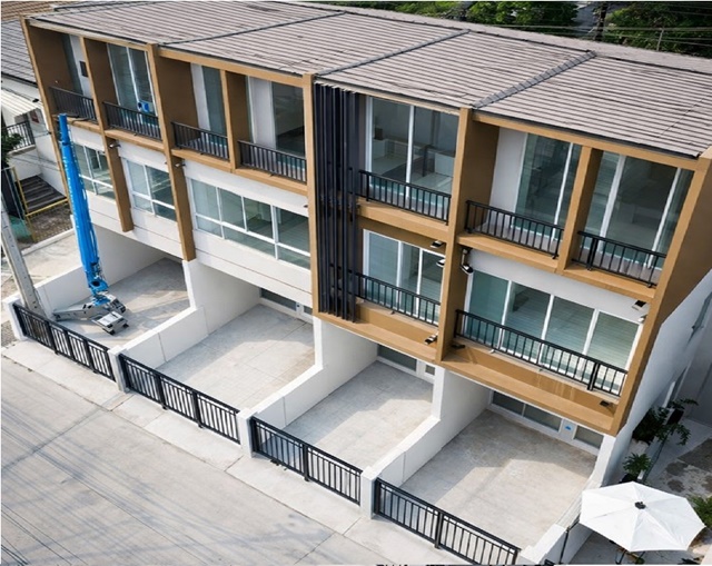 Do Home BangBuaThong 1.91km. Chaiyapruk Luxury 3-story townhome 3bed Robinson Lifestyle Ratchaphruek Do Home BangBuaThong 1.91km. Chaiyapruk Luxury 3-story townhome 3bed Robinson Lifestyle Ratchaphruek
