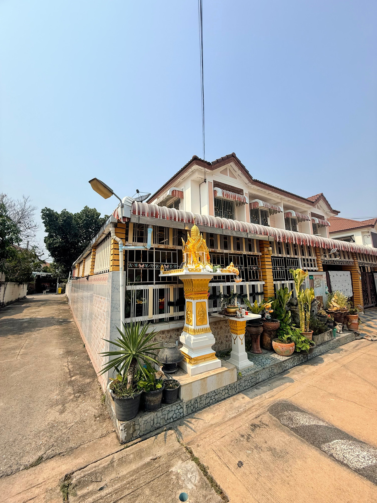ลดแรง! บ้านแฝดหลังมุม 35 ตรว เพียง 1.6 ล้าน! ทำเลดีหายาก สินทวี กรีนวิลล์ 1 ใกล้เซ็ลทรัลพระราม2