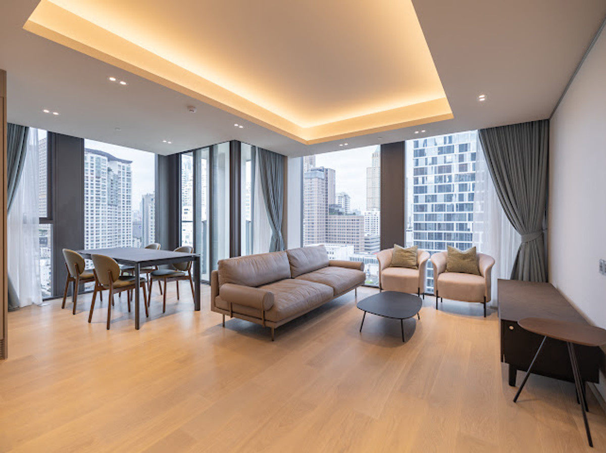 Tonson One Residence: 1bed 1bath 67.02sqm. corner unit 125,000/mth Am: 0656199198 Tonson One Residence: 1bed 1bath 67.02sqm. corner unit 125,000/mth Am: 0656199198