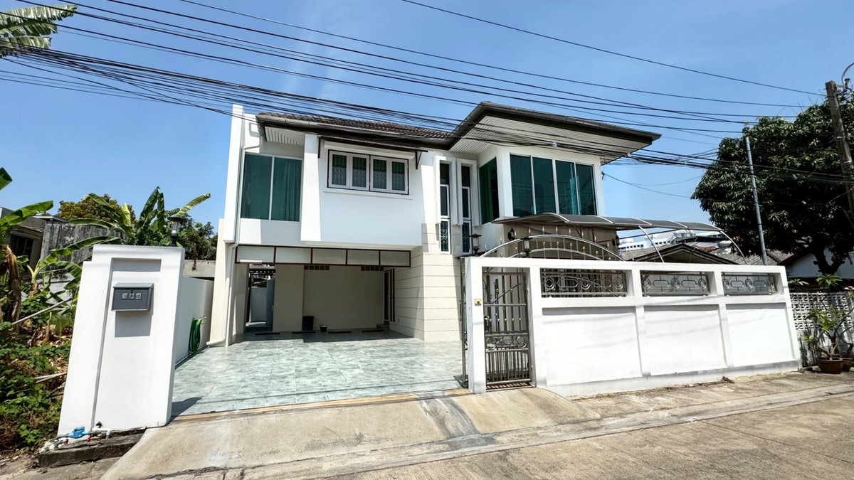 NHEP101 For Rent: Detached house in Keha Nakorn 3 Pattanakarn-Srinakarin, 2 stories, 54 sq.wah, 185 sq.m usable area, 4 bedrooms, 3 bathrooms, 45,000 baht. 064-959-8900 NHEP101 For Rent: Detached house in Keha Nakorn 3 Pattanakarn-Srinakarin, 2 stories, 54 sq.wah, 185 sq.m usable area, 4 bedrooms, 3 bathrooms, 45,000 baht. 064-959-8900
