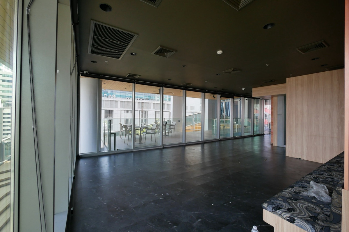 พื้นที่ร้านค้าให้เช่าในอโศก Duplex unit ใกล้รถไฟฟ้า BTS เอ็มสเฟียร์ และอาคารสำนักงาน เหมาะร้านอาหาร คาเฟ่ บาร์ – รูปที่ 3