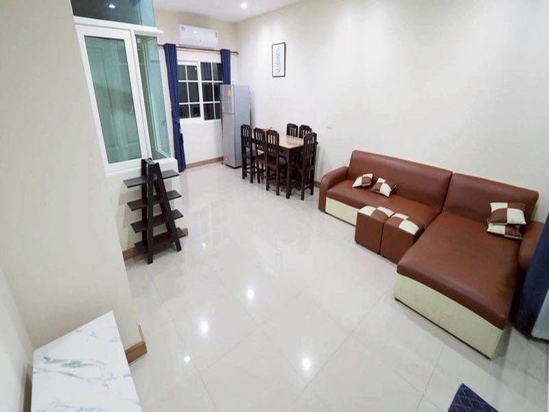 บ้านสวยพร้อมอยู่ ศรีราชา ฟังก์ชันครบ Golden Town ศรีราชา-อัสสัมชัญ – รูปที่ 3