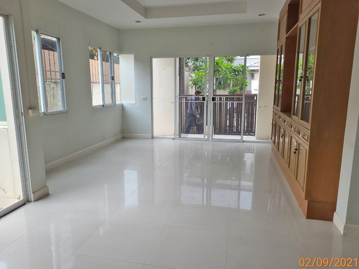 ขายบ้านเดี่ยวหลังมุมหมู่บ้านธัญรดา ย่านถนนเพิ่มสิน สายไหม ขนาดที่ดิน 66.40 ตร.ว. พื้นที่ใช้สอยเยอะ 232.50 ตร.ม. 3 ห้องนอน 4 ห้องน้ำ  ราคาต่อรองได้ – รูปที่ 3