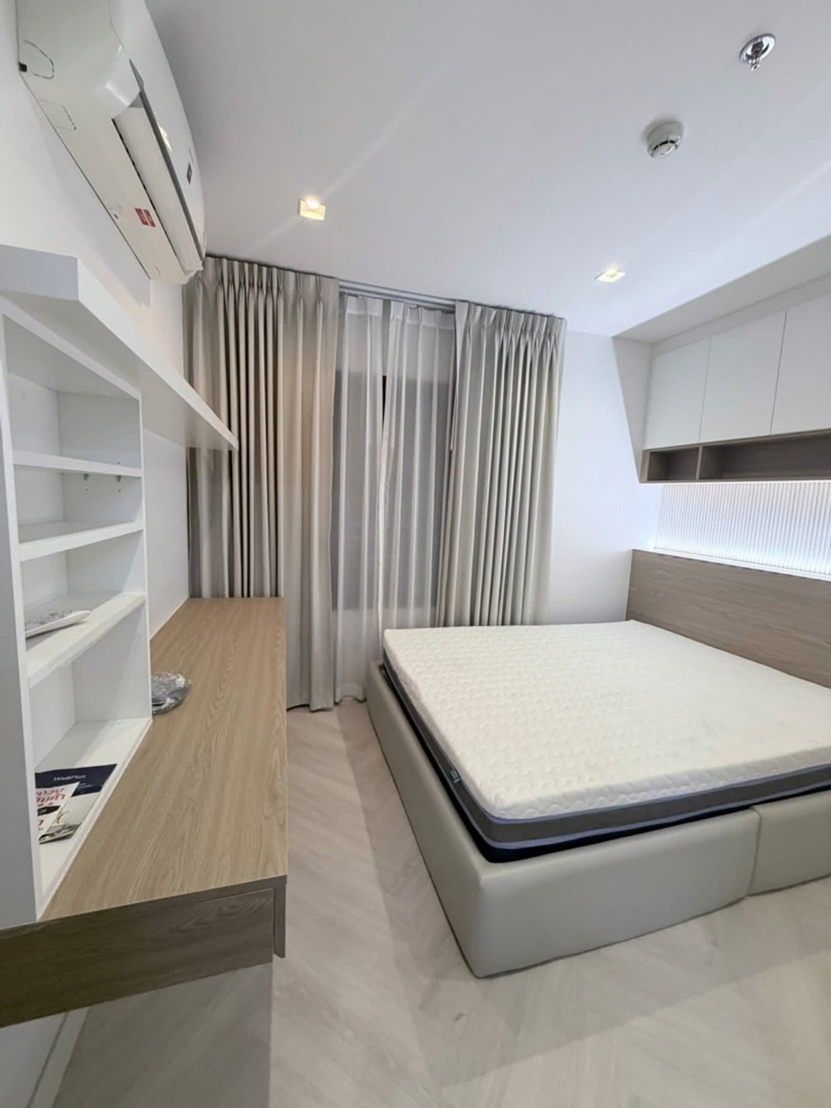 For rent, Aspire Rattanathibet Weston project// size 45 sq m // 20th floor // 2 bedrooms // open view // price 18,000 baht