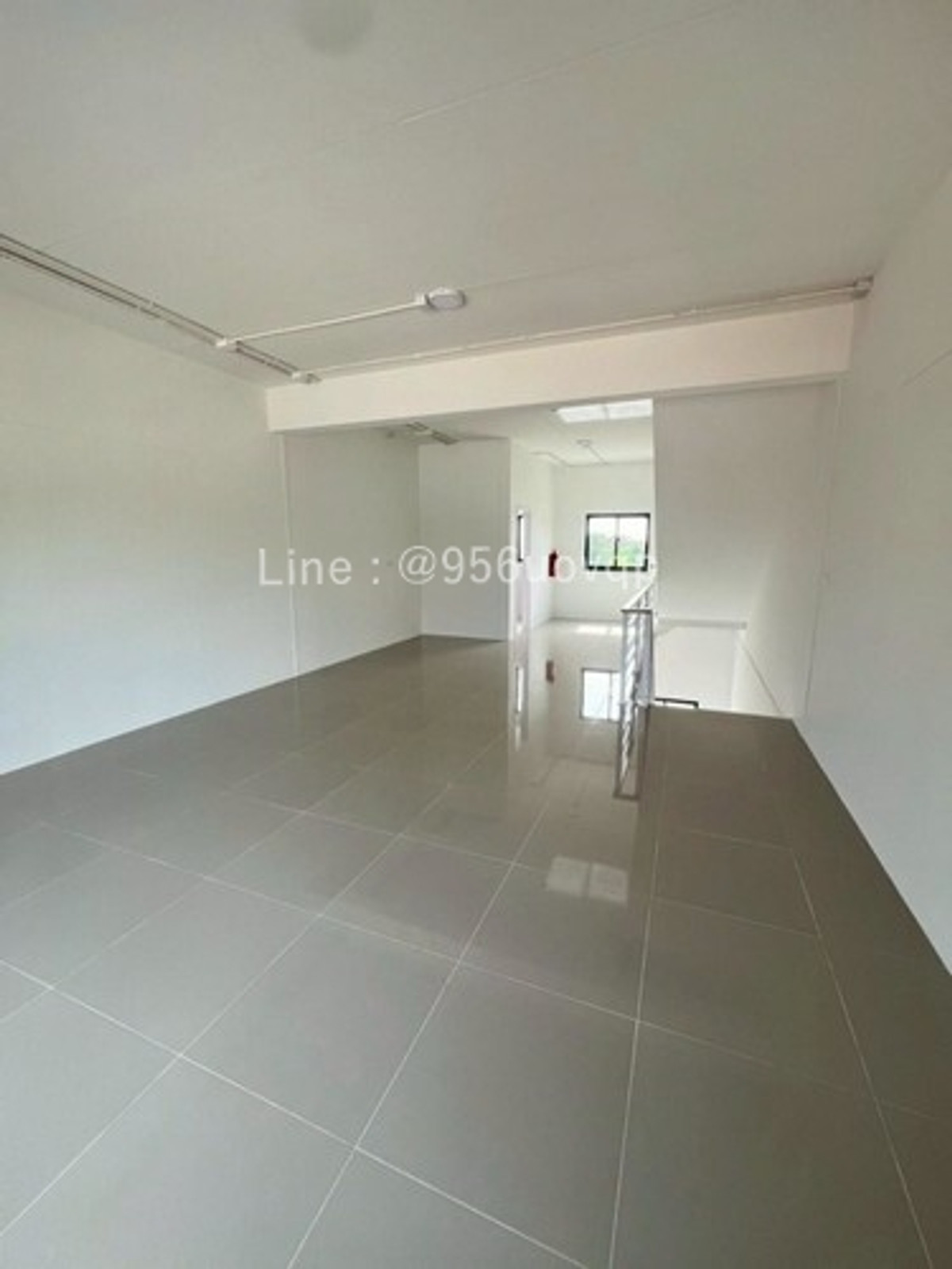 Svs332 ให้เช่าบ้านเปล่าไม่มีเฟอร์ ทาวน์โฮมออฟฟิต 3 ชั้น  The Connect  Biz Town  Bangna Theparak  Line:  @956uovqp – รูปที่ 3