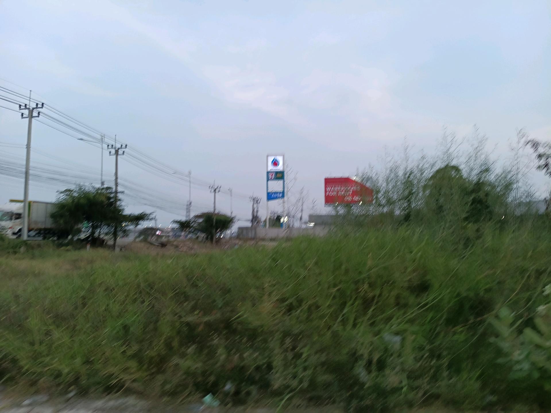 ขายที่ดินติดถนนคลองส่งน้ำสุวรรณภูมิ ติดปั๊มปตท – รูปที่ 3