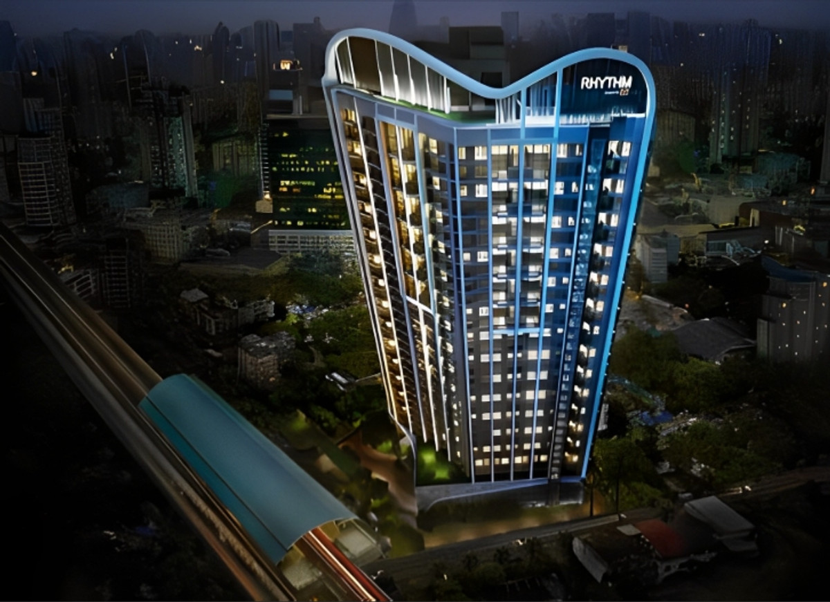 ✨ For Sale: RHYTHM Sukhumvit 50 Condo ✨ 💰 Only 4,700,000 THB ✨ For Sale: RHYTHM Sukhumvit 50 Condo ✨ 💰 Only 4,700,000 THB