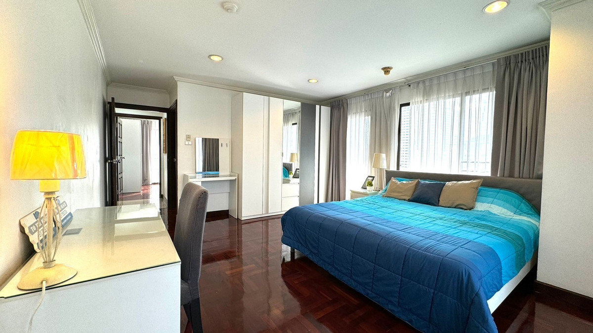 🔥For Sale Spacious 3-bedroom condo in prime Sukhumvit location Richmond Palace Sukhumvit 43 near BTS Phrom Phong 🔥For Sale Spacious 3-bedroom condo in prime Sukhumvit location Richmond Palace Sukhumvit 43 near BTS Phrom Phong