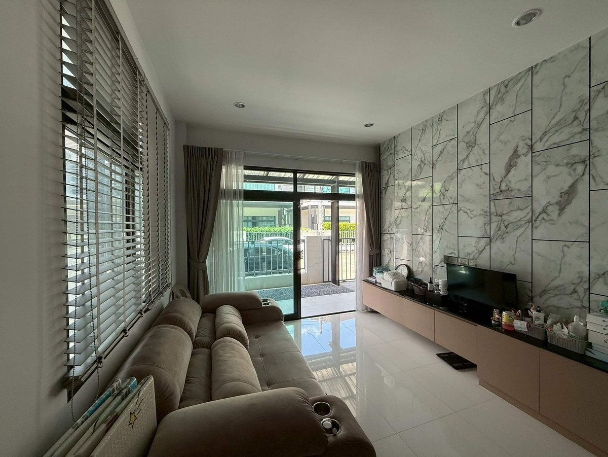 (รหัส SM1901) ขายบ้าน โครงการ Aura Luxe Ramkhamhaeng 94 : ออรา ลักซ์ รามคำแหง 94 – รูปที่ 2