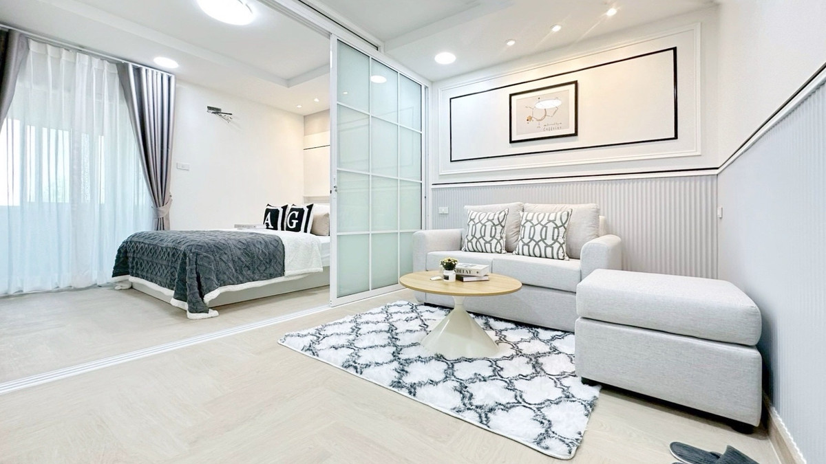 🌟 Ready to move in 🌟 >>แฮปปี้ คอนโด รัชดา18<< จะไม่ให้แฮปปี้สมชื่อได้ยังไง ? ครบ เครื่อง ขนาดนี้ ใกล้ MRTสุทธิสาร , เซ็นทรัลพระราม9 ห้องกว้าง เฟอร์ครบ !? – รูปที่ 4