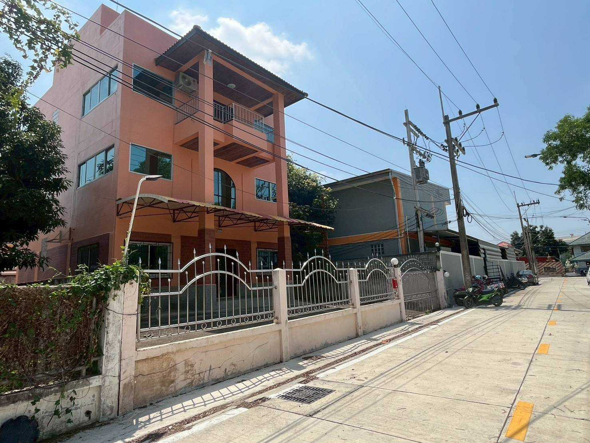 Townhome for Sale: Phoenix Park (Soi Iyara 28) 345 sq.m. Near Talaad Thai – รูปที่ 4