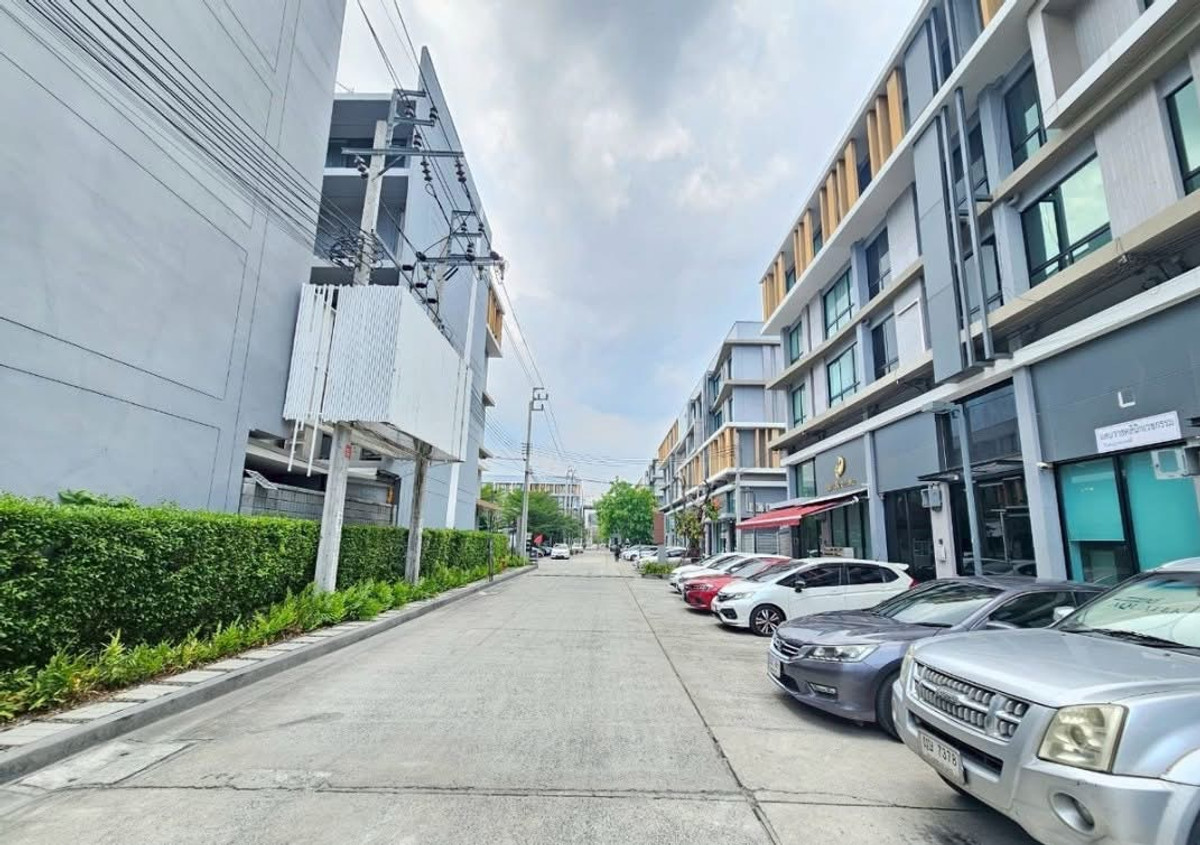 🔥 ดีลร้อน! ให้เช่าโฮมออฟฟิศหรู Nirvana @Work ลาดพร้าว-เกษตรนวมินทร์ [ติดถนนใหญ่ | พื้นที่ 363 ตร.ม. | ราคาดีที่สุด!] 🔥