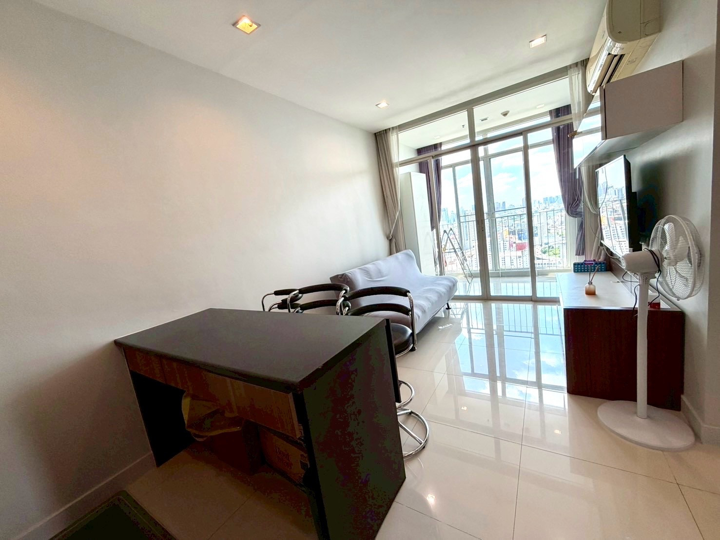 Urgent sale, Ideo Verve Ratchaprarop, 2 bedrooms, 1 bathroom, 57 sq m, contact 065-642-3569 Ideo Verve Ratchaprarop For Sale 2Bedrooms 1 Bathroom Call 065-642-3569 Urgent sale, Ideo Verve Ratchaprarop, 2 bedrooms, 1 bathroom, 57 sq m, contact 065-642-3569 Ideo Verve Ratchaprarop For Sale 2Bedrooms 1 Bathroom Call 065-642-3569