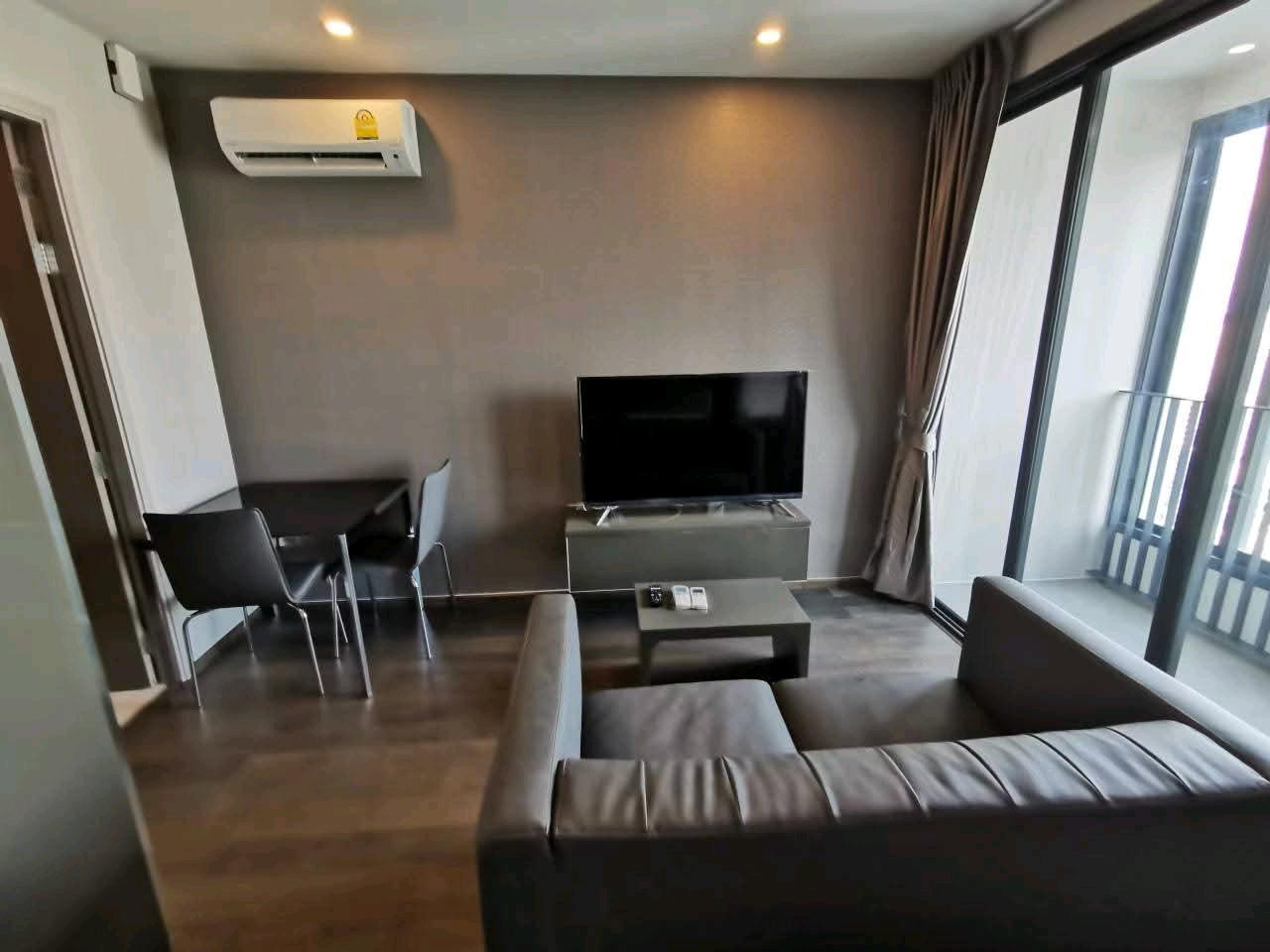 💰 Rent 19,000 baht/month 📅 Minimum rental contract 1 year ✨ Luxury condo in the heart of the city, near MRT Samyan, convenient travel, next to Chulalongkorn University, beautiful room, ready to move in. Open city view, not blocked ✨ – รูปที่ 3