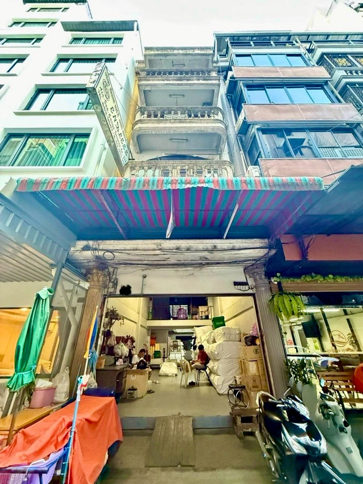 5-story commercial building for sale with tenants, great investment, golden location! Near shopping area (N.2067) 5-story commercial building for sale with tenants, great investment, golden location! Near shopping area (N.2067)