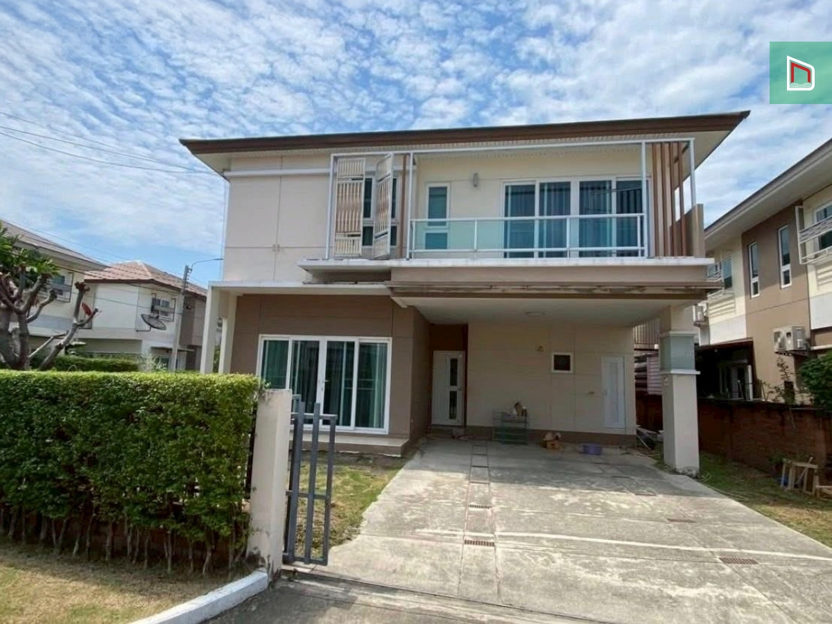 Single house for sale, Le Neo Sukhumvit-Erawan, 59.9 sq m, only 7.49 million! Lots of usable space, 200 sq m., beautiful built-ins, ready to move in, plus 4 air conditioners + curtains throughout the house, near BTS Naval Academy.