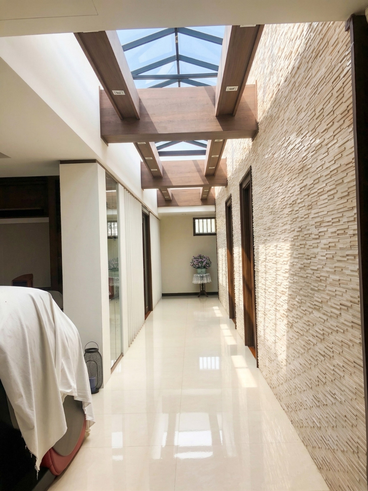 ปล่อยเช่า / ขาย 🏬 อาคารสำนักงาน + ที่พัก 4 ชั้น 📏 พื้นที่ใช้สอย 1,700 ตรม มีลิฟท์ 📍 คู้บอน รามอินทรา   – รูปที่ 3