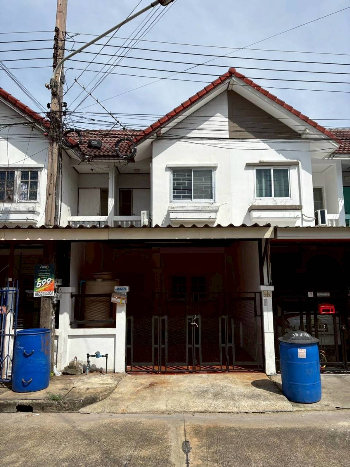 📢 Townhouse for rent/sale, fully furnished, ready to move in! Chaiyaphruek Village, Khlong Sam, near Makro and Thai Market, only 1.29 million baht. 📢 Townhouse for rent/sale, fully furnished, ready to move in! Chaiyaphruek Village, Khlong Sam, near Makro and Thai Market, only 1.29 million baht.