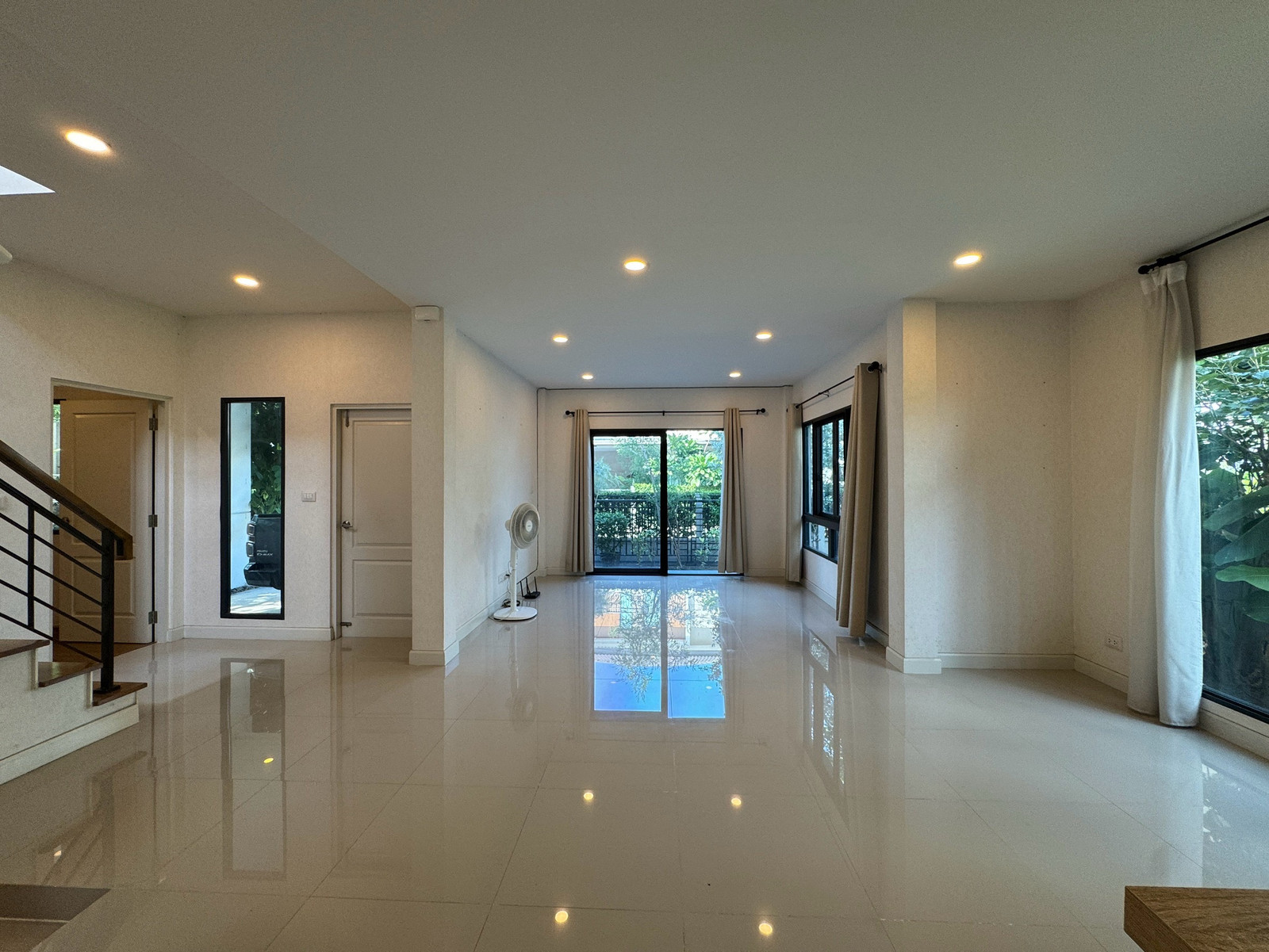 ขาย บ้านเดี่ยว CENTRO ราชพฤกษ์ 2 หลังมุม สภาพดี – รูปที่ 2
