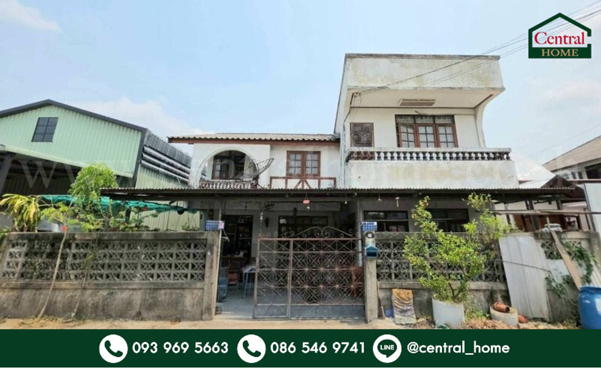 Land with building, 69 sq m, Phetkasem 68, very cheap price. Land with building, 69 sq m, Phetkasem 68, very cheap price.