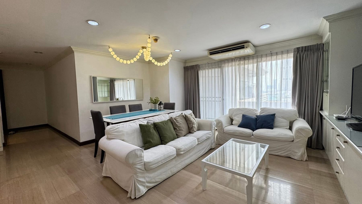 3-bedroom condo for sale and rent Richmond Palace Sukhumvit near BTS Phrom Phong, large unit 163 sq.m close to Em District, suitable for living or investment 3-bedroom condo for sale and rent Richmond Palace Sukhumvit near BTS Phrom Phong, large unit 163 sq.m close to Em District, suitable for living or investment