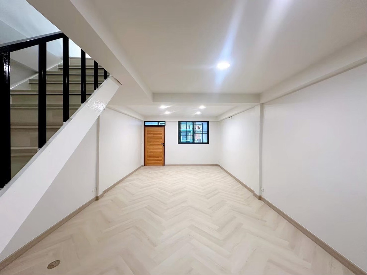 Vายบ้าน2 ชั้น รีโนเวทใหม่ใกล้ BTS บางจาก เพียง 2.9 กิโล – รูปที่ 4