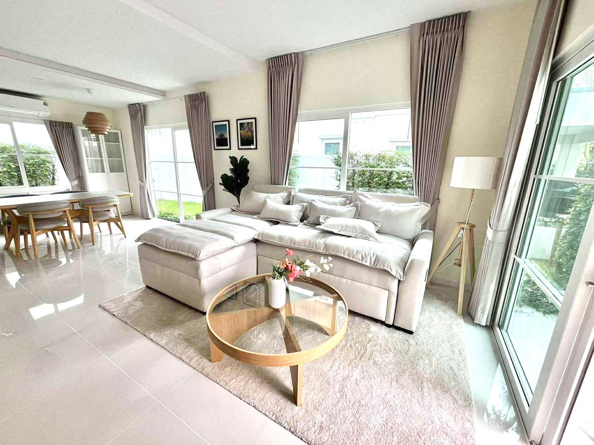 House for rent, Villaggio 3 Srinakarin-Bangna, 4 bedrooms, 56 sq m, 153 sq m, near MegaBangna. House for rent, Villaggio 3 Srinakarin-Bangna, 4 bedrooms, 56 sq m, 153 sq m, near MegaBangna.