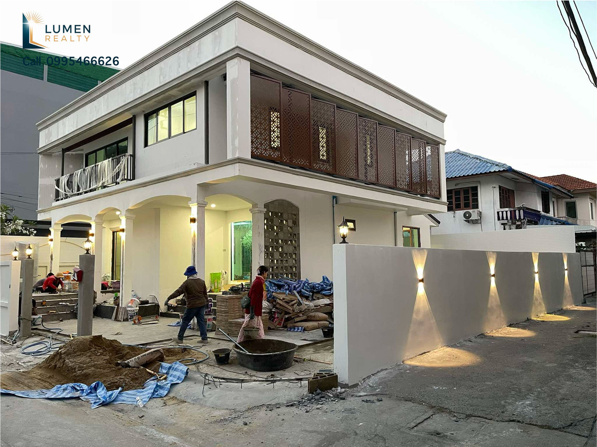 [FOR SALE] Corner Unit Single House – Fully Renovated Modern Craftmanship ✨💎
