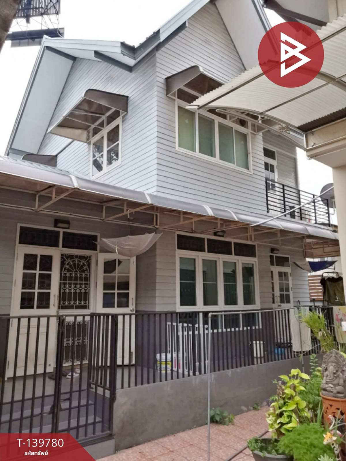 ขายบ้านเดี่ยว 2 ชั้นครึ่ง เนื้อที่ 70.7 ตารางวา ตลาดขวัญ นนทบุรี ทำเลดีติดถนน ขายบ้านเดี่ยว 2 ชั้นครึ่ง เนื้อที่ 70.7 ตารางวา ตลาดขวัญ นนทบุรี ทำเลดีติดถนน