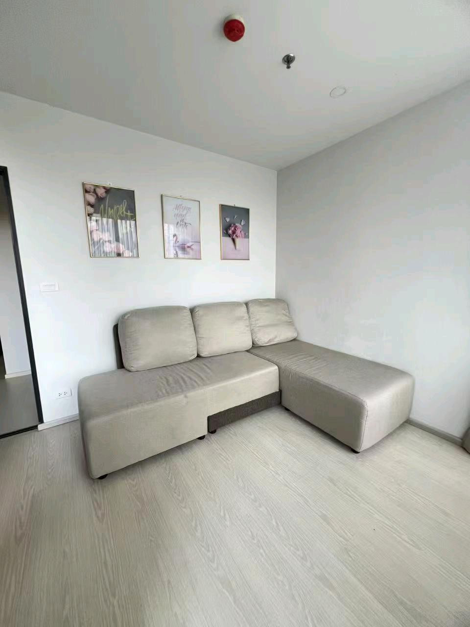 Nice room near BTS Udom Suk. Nice room near BTS Udom Suk.