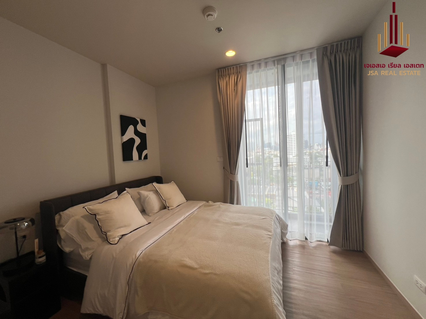 ✨ For Rent: The Issara Sathorn Condo ✨ 💰 Only 79,000 THB/month ✨ For Rent: The Issara Sathorn Condo ✨ 💰 Only 79,000 THB/month