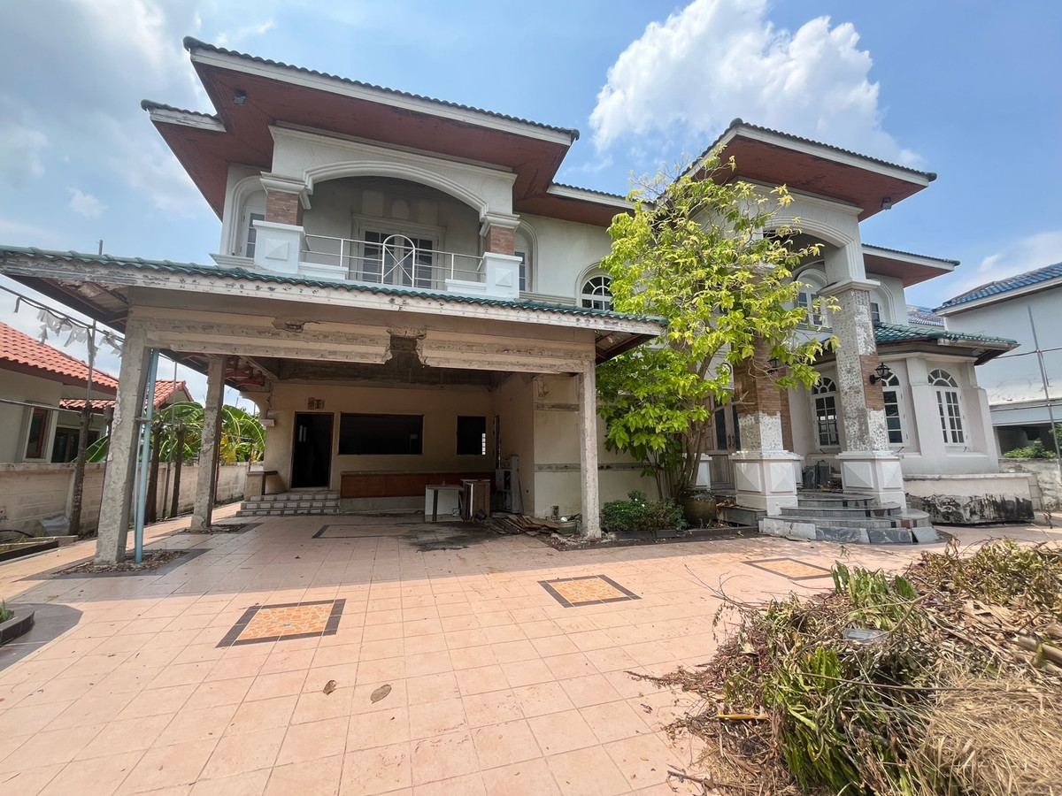 สุดคุ้ม เหมาะรีโนเวท เป็นบ้านหรู บ้านเดี่ยว ปัญญาอินทราP6 