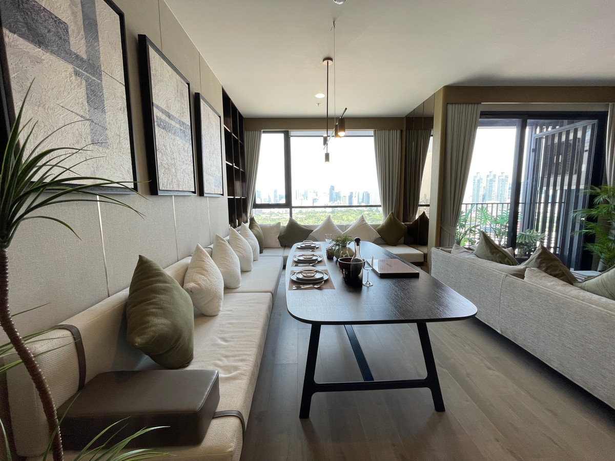 [Rare Unit] วิวโค้งน้ำเจ้าพระยา & ห้องนอนกระจกเข้ามุม! ขาย 2BR The Crown Residences (พระราม 4) คอนโดระดับ Luxury สุดส่วนตัว