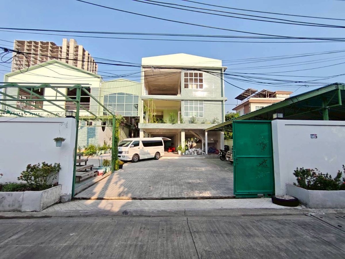 ให้เช่าอาคารสำนักงานและโกดังเก็บสินค้า 2 หลัง พื้นที่ใช้สอยรวม 1,900 ตร.ม. บนเนื้อที่กว่า 1 ไร่ ทำเลศักยภาพถนนเรวดี ใกล้ศูนย์ราชการนนทบุรีและรถไฟฟ้าสายสีม่วง – รูปที่ 3